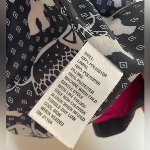 Crown & Ivy Pink Quilted Puffer Vest Elephant Lining Size Large - Picture 5 of 8